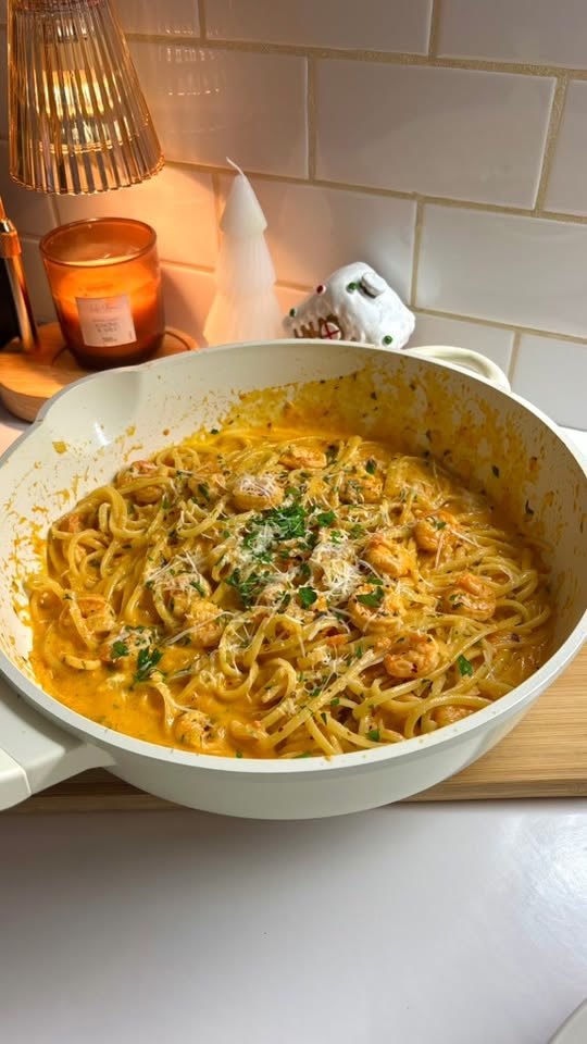 10-Minuten-Pasta mit frischen Tomaten und Garnelen
