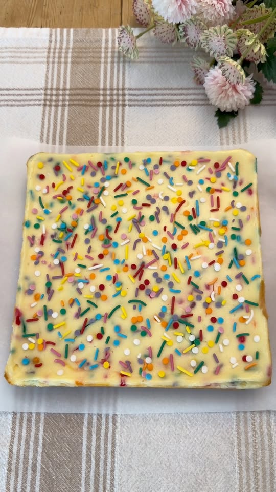 Funfetti Birthday Cake Cheesecake Bars