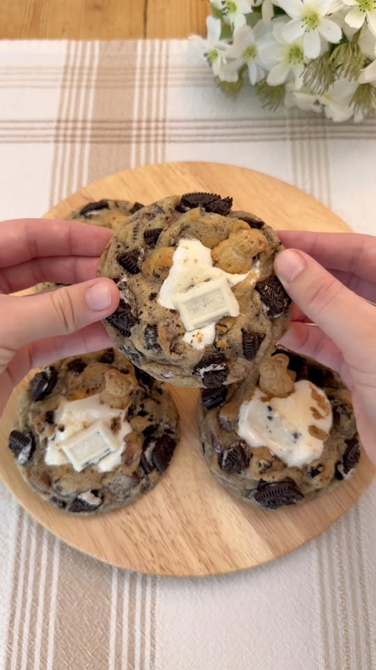Cookies & Cream S'Mores Cookies