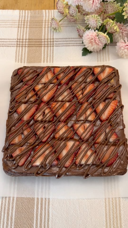 Strawberry Nutella Brownies