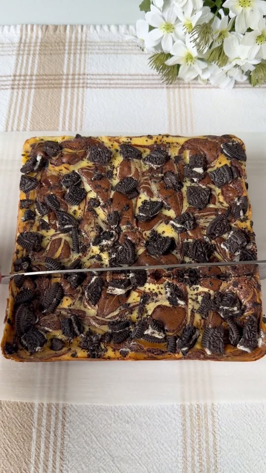 Oreo Cheesecake Brownies