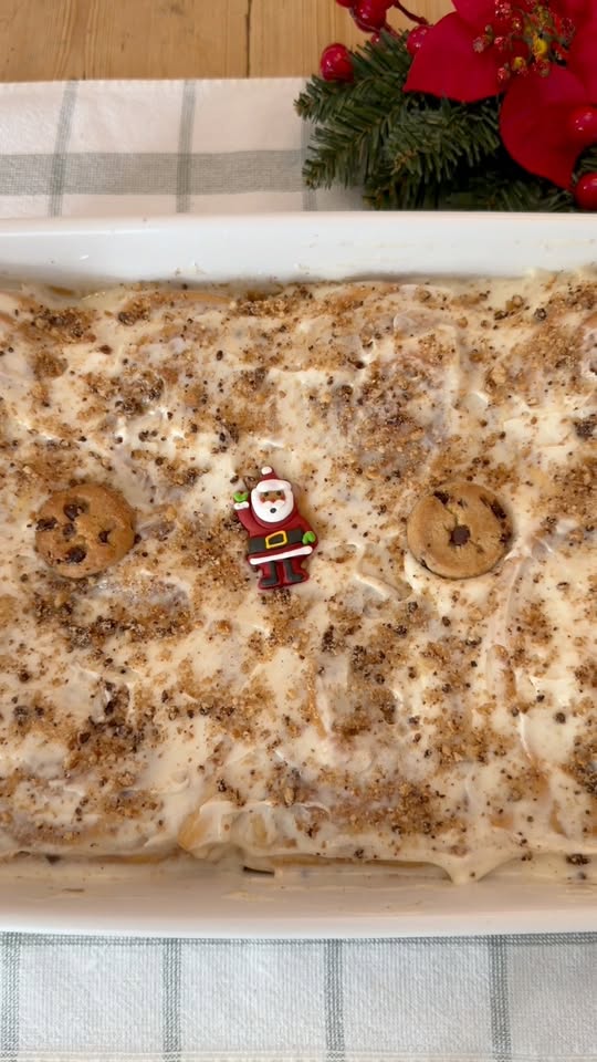 These Chocolate Chip Cookie Inspired Rolls Are Soft,