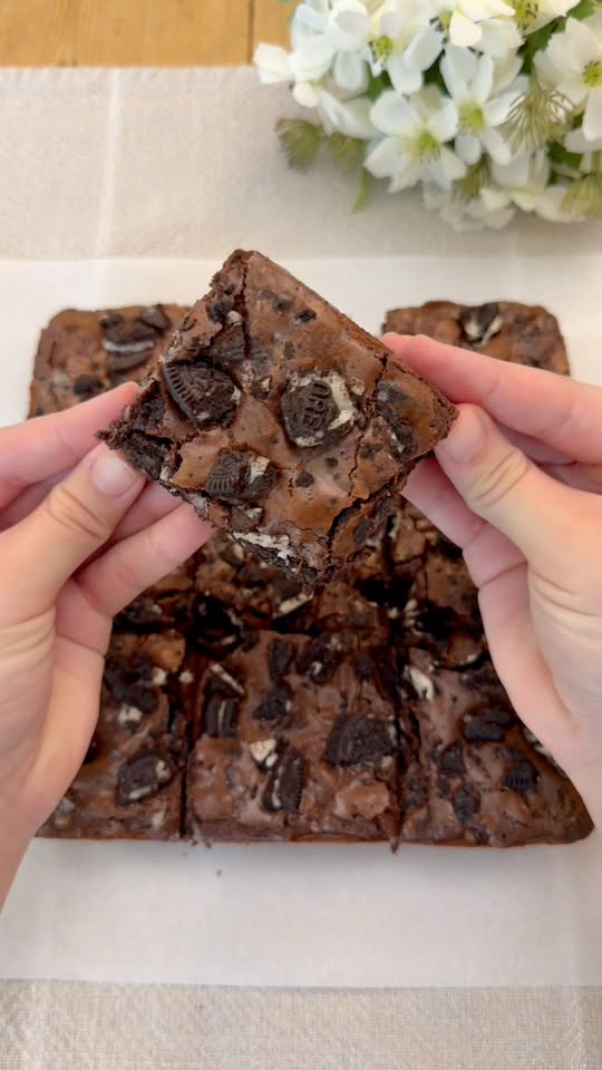 Fudgy Oreo Brownies