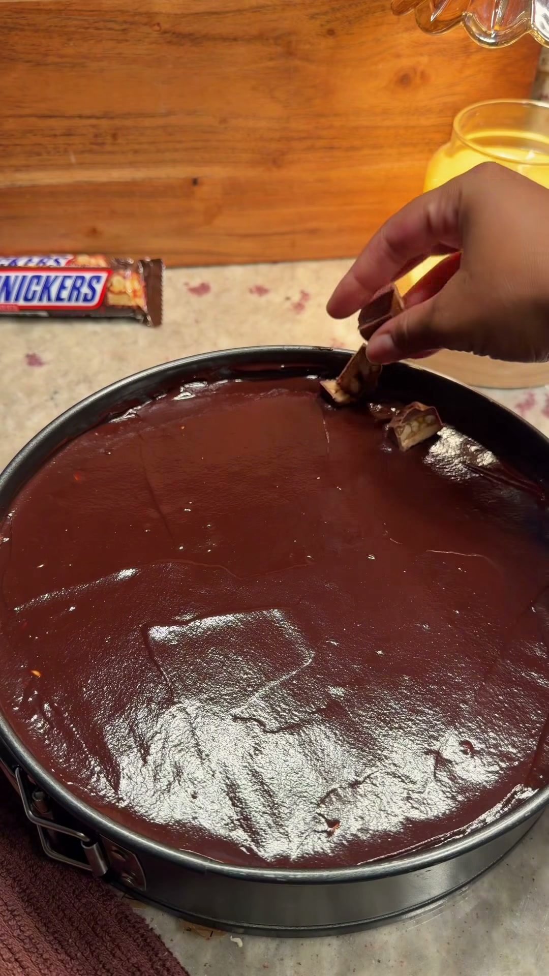 Creamy Snickers Cheesecake