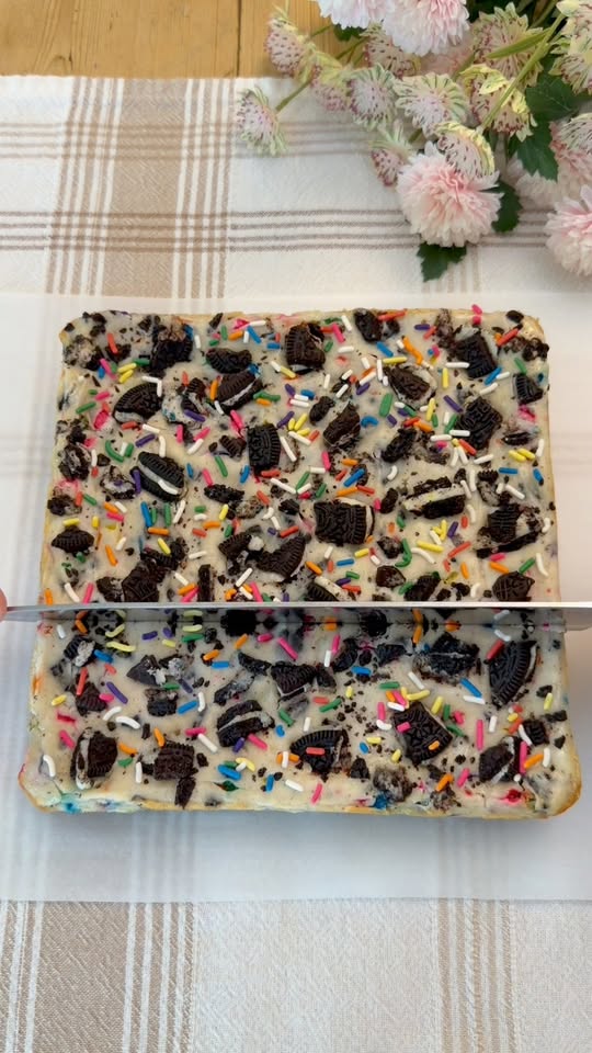Birthday Cake Oreo Cheesecake Bars