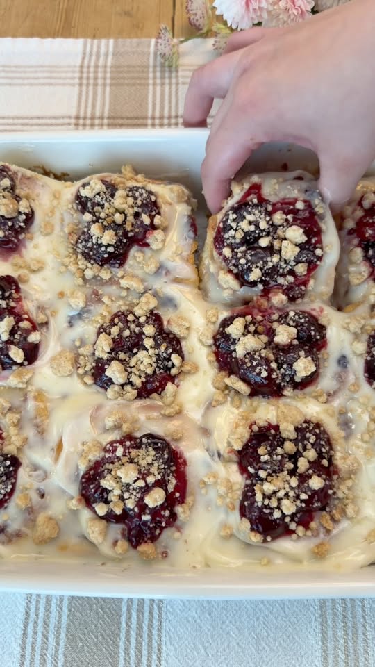Cherry Pie Cinnamon Rolls