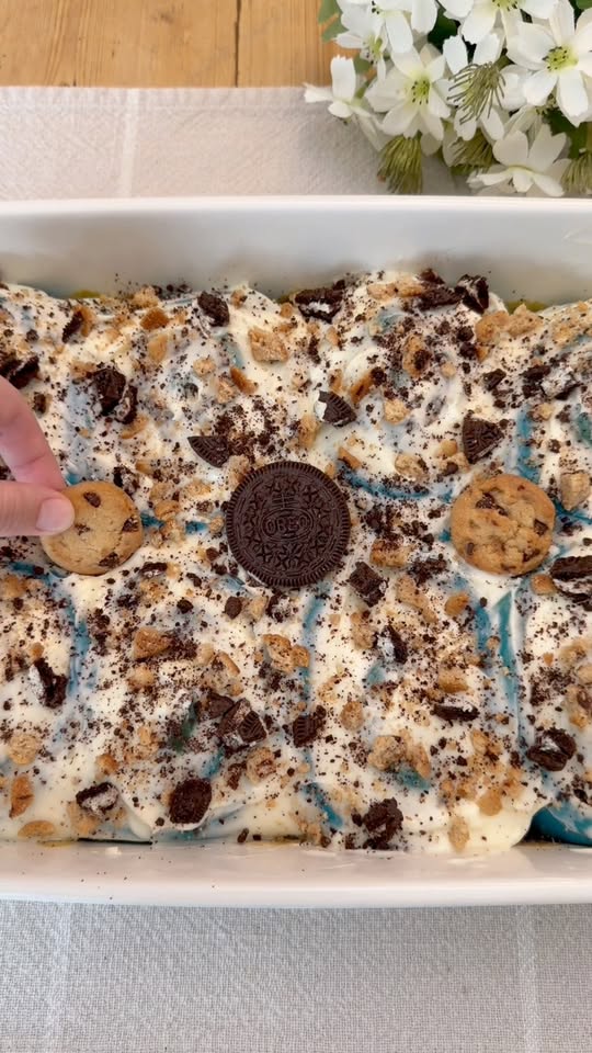 Cookie Monster Cinnamon Rolls