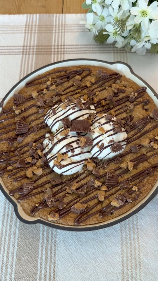 Peanut Butter Cup Cookie Skillet