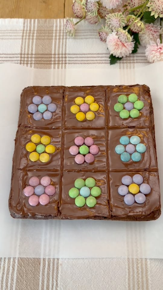 Nutella Spring Flower Brownies
