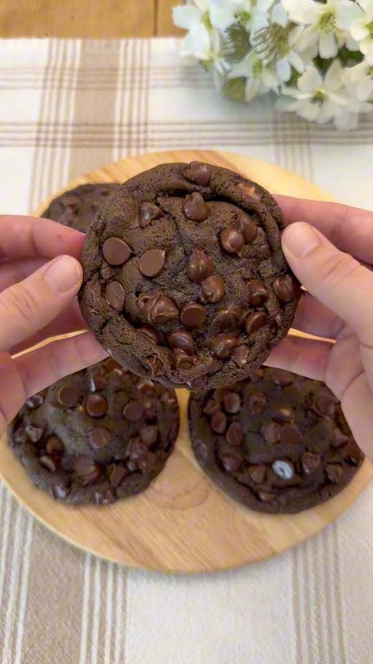 Peanut Butter Stuffed Chocolate Cookies