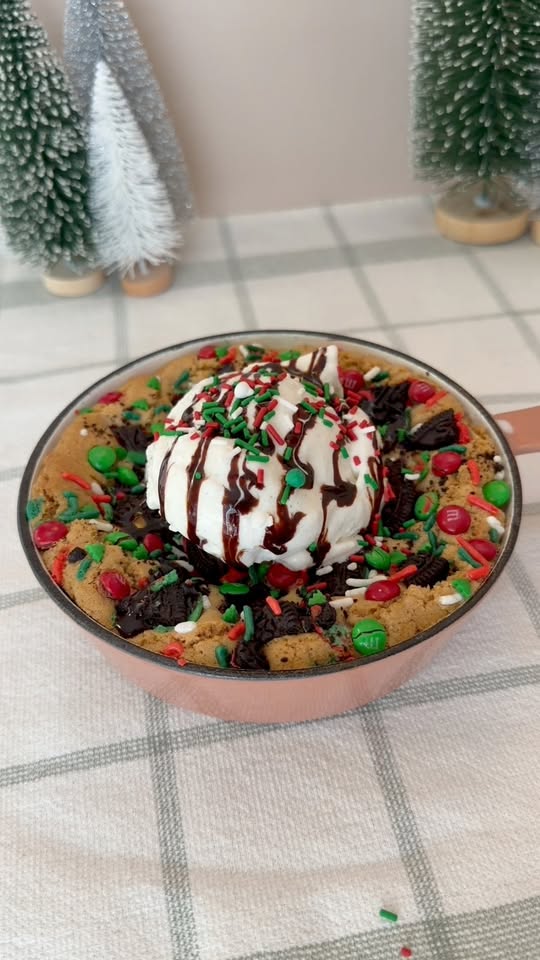 Christmas Skillet Cookie