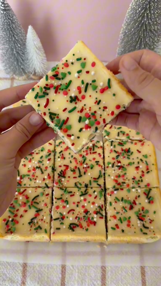 Sugar Cookie Cheesecake Bars
