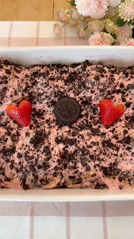 Strawberry Oreo Cinnamon Rolls