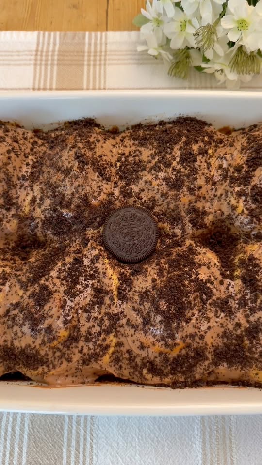 Oreo Mocha Cinnamon Rolls