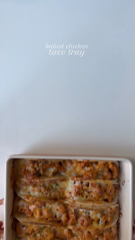 Baked chicken taco tray
