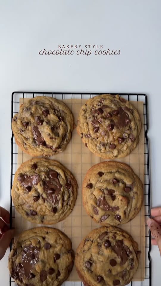 Bakery style chocolate chip cookies