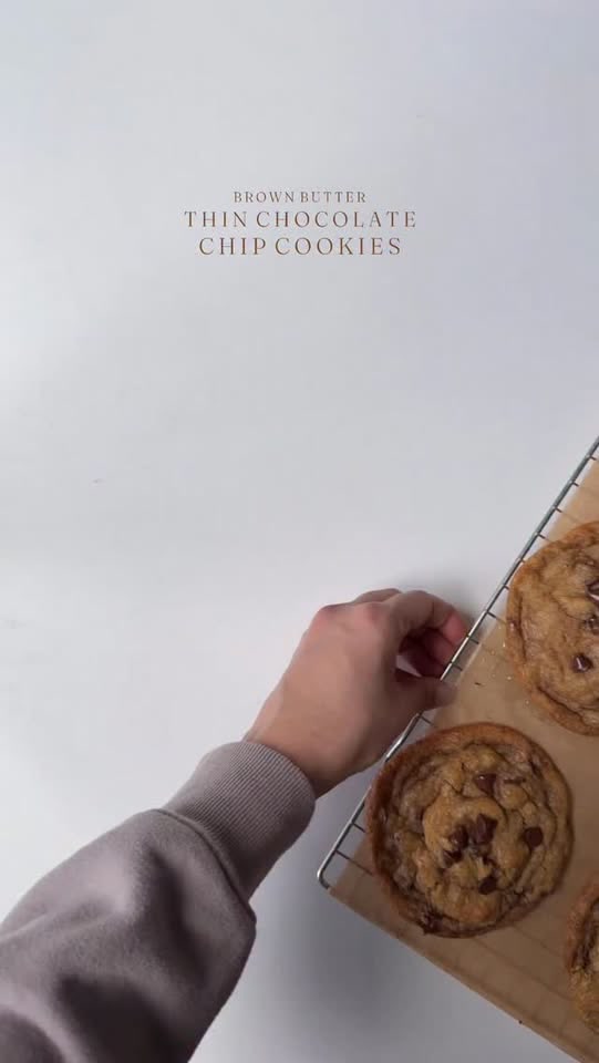 Brown butter Thin chocolate chip cookies