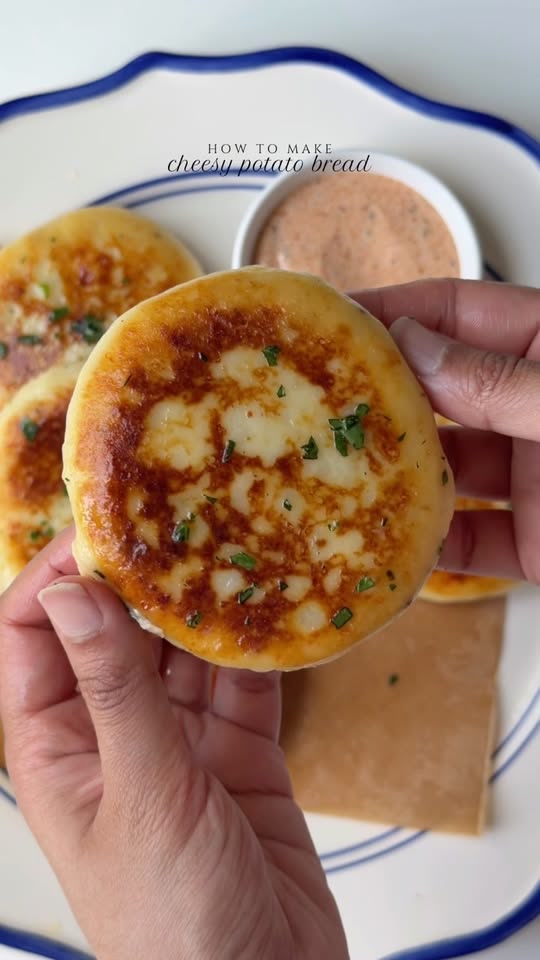 Cheesy potato bread