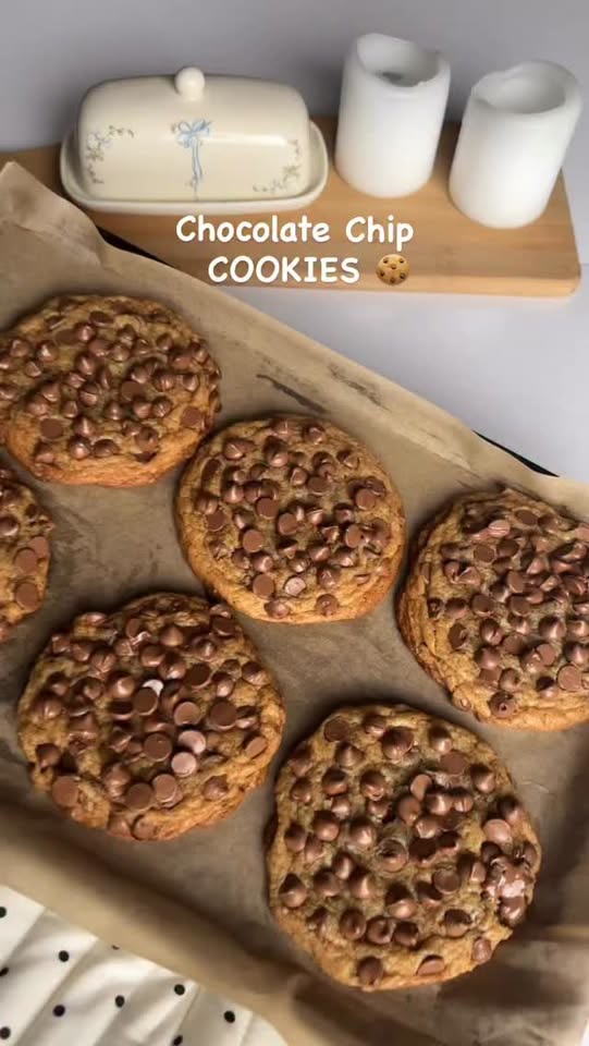 Brown-Butter-Zimt-Cookies mit Schokostückchen