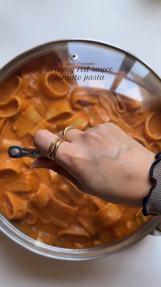 Creamy tomato pasta