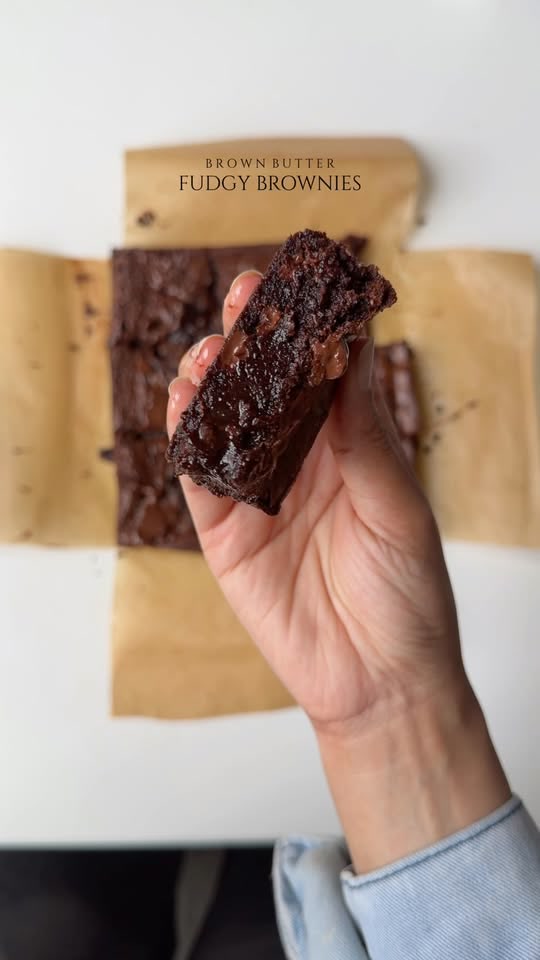 Crinkle Top Fudgy Brownies