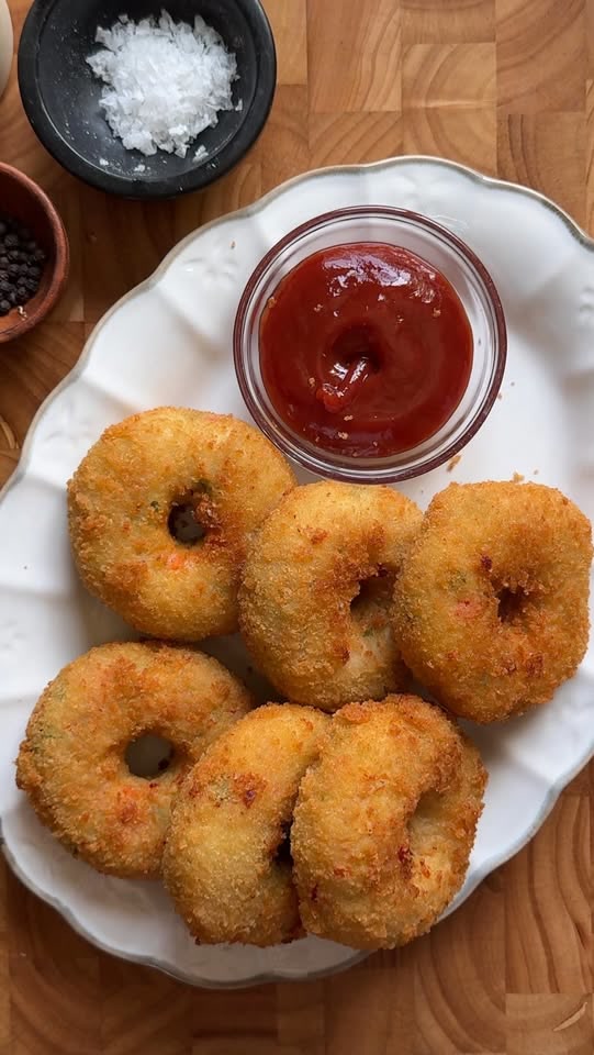 Crispy Chicken and Potato doughnuts
