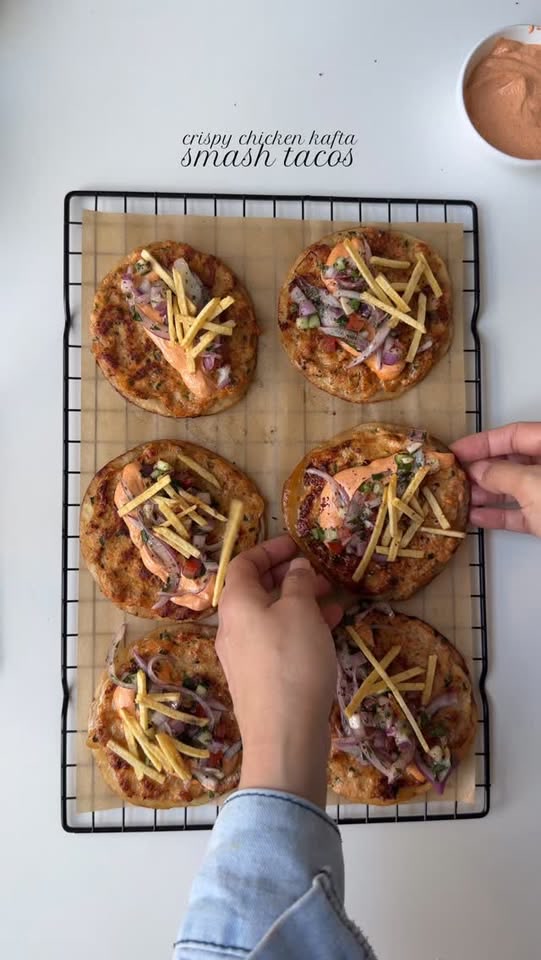 Crispy Chicken kafta smash tacos