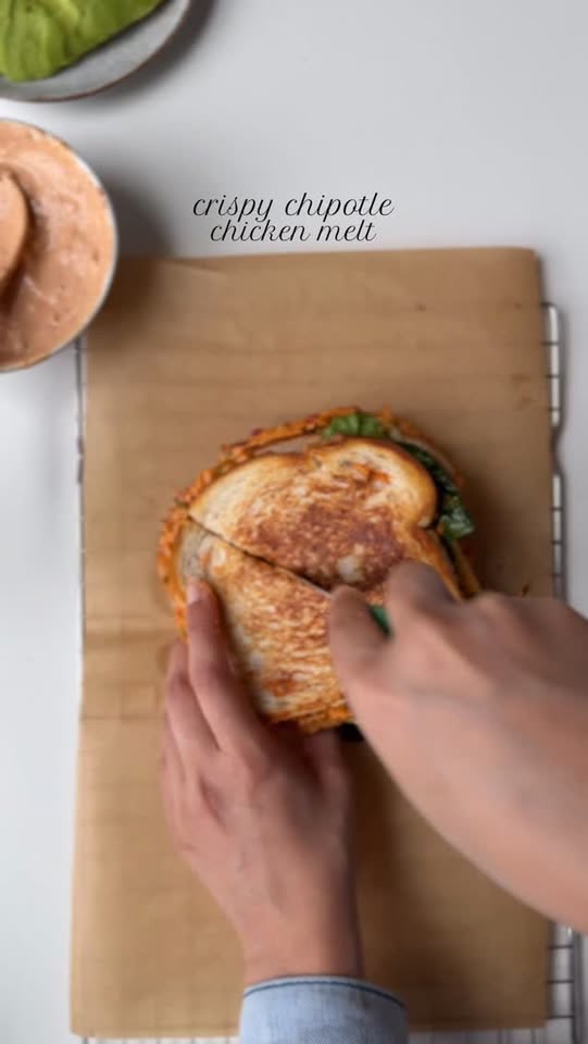 Crispy chipotle chicken melt