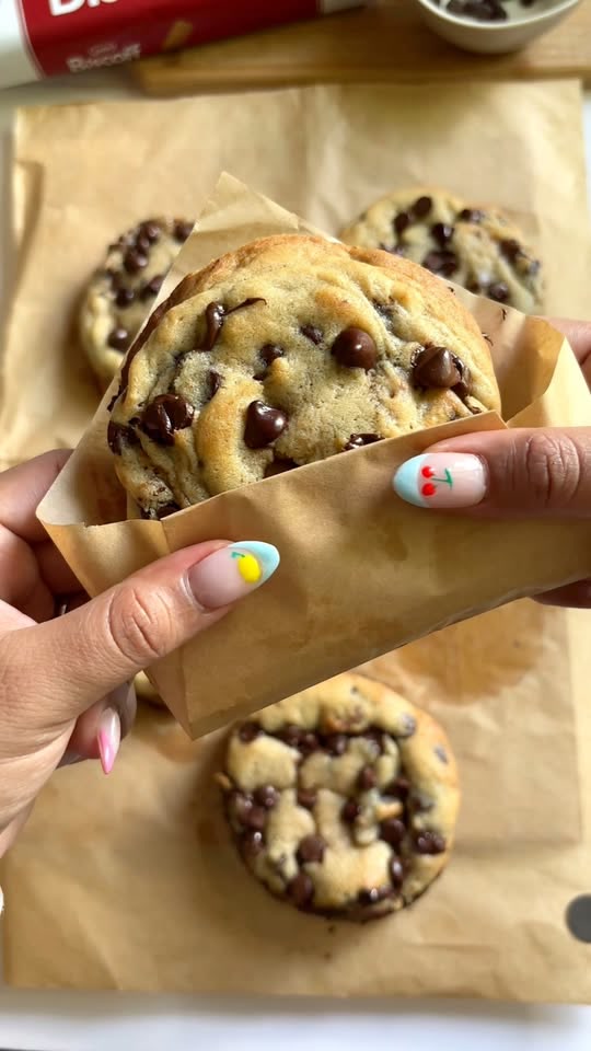 Riesige Biscoff-Schokoladen-Cookies