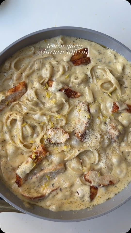 Lemon garlic chicken Alfredo