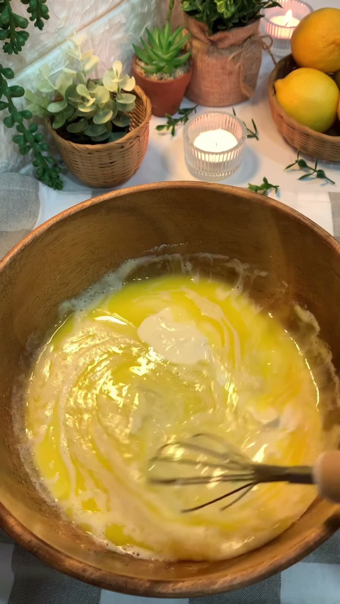 Zitronen-Muffins mit weißer Schokolade