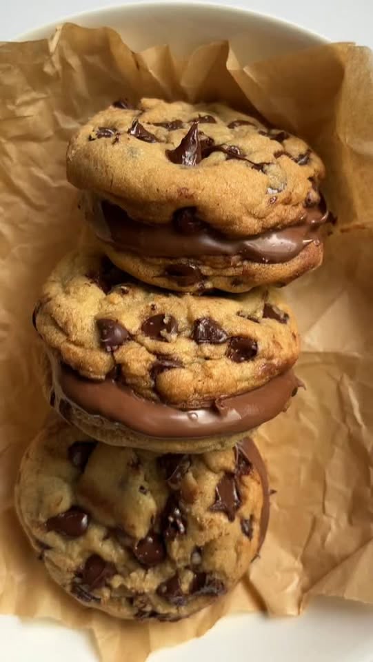Schoko-Chunk-Sandwich-Cookies mit Nutella