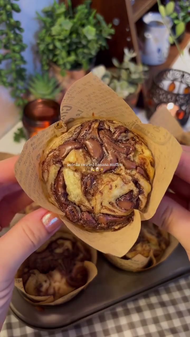 Bananen-Muffins mit Nutella-Swirl