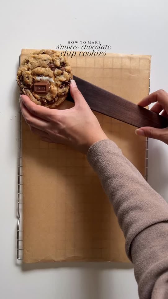 S’mores chocolate chip cookies