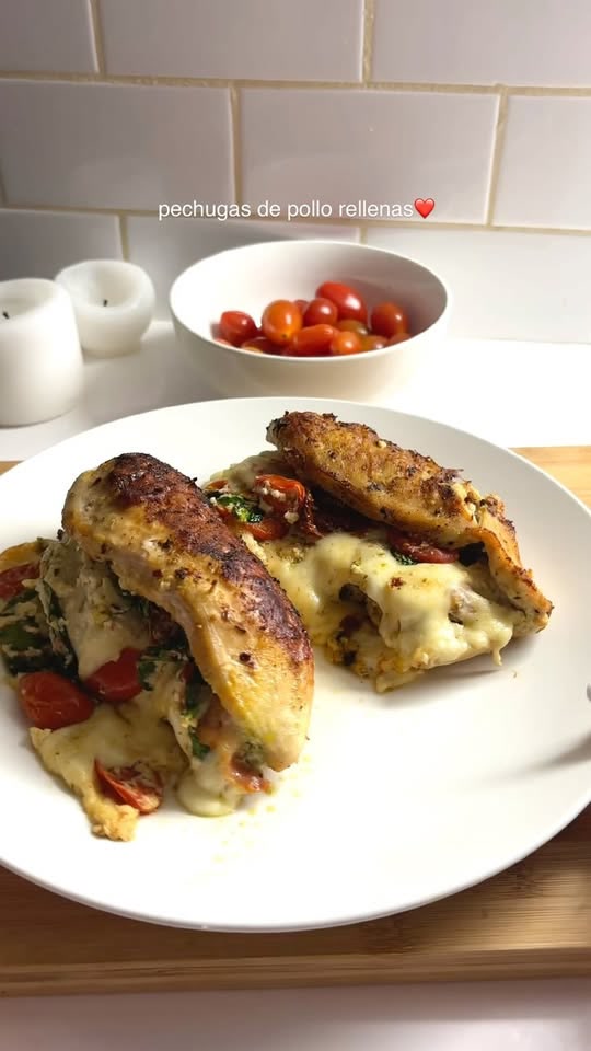 Pesto-gefüllte Hähnchenbrust