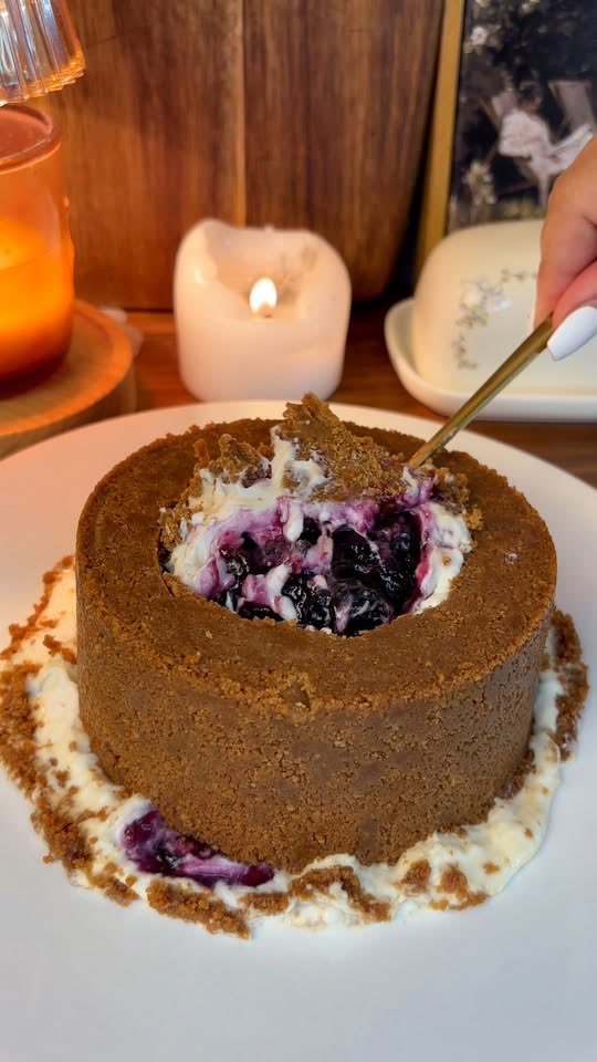 Umgedrehter Heidelbeer-Cheesecake